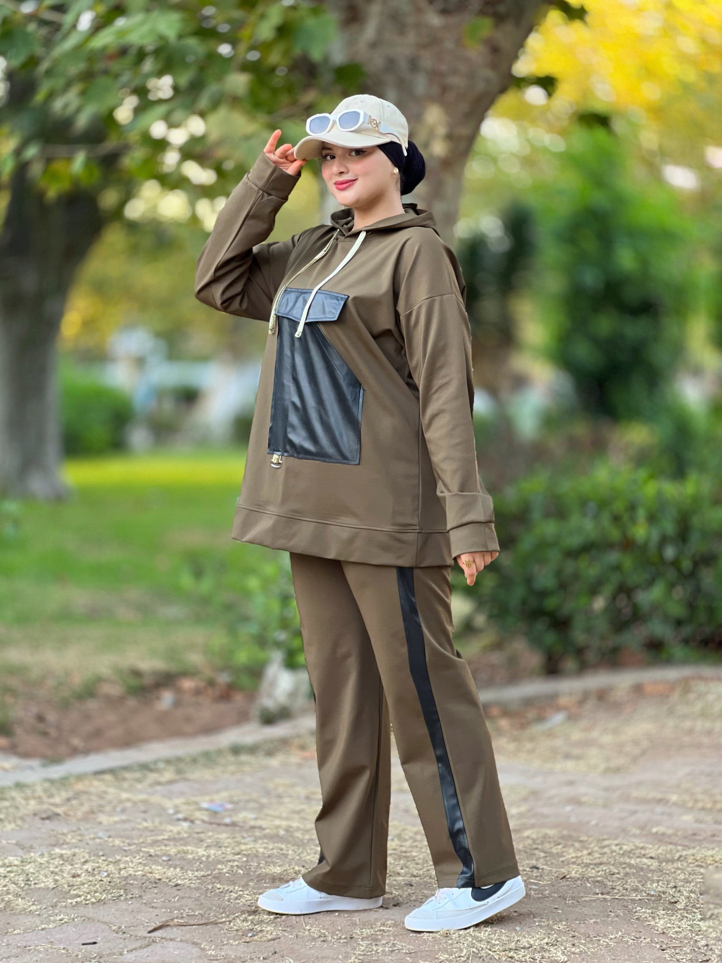 Survêtement femme noir – Style chic & confort total by Noirine 🖤