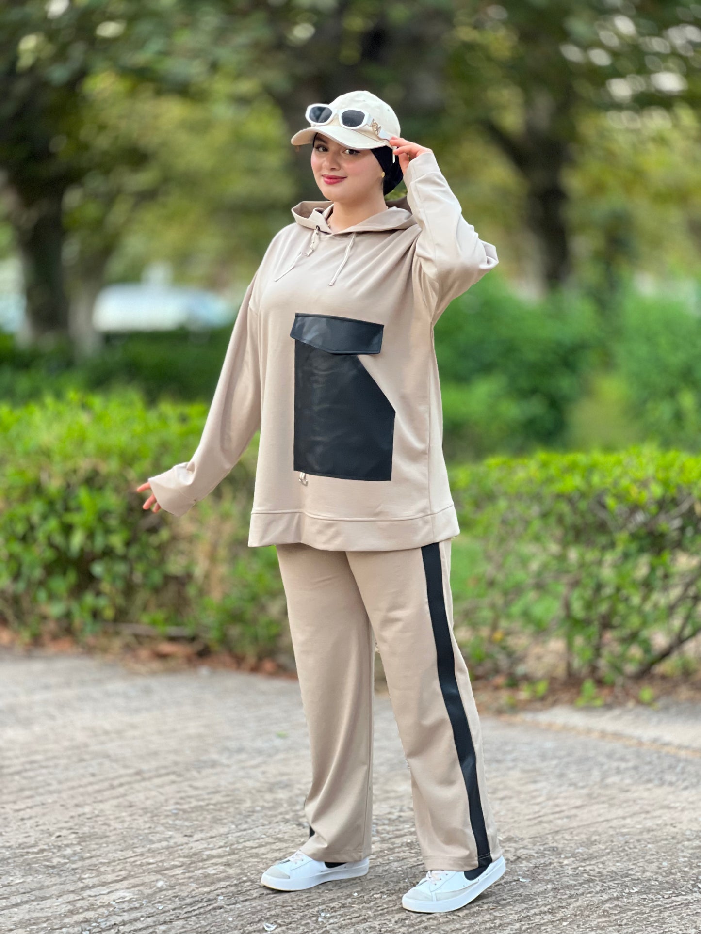 Survêtement femme noir – Style chic & confort total by Noirine 🖤