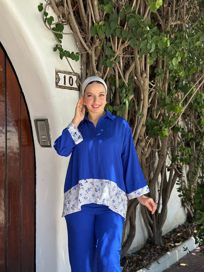 ensemble brodé bleu