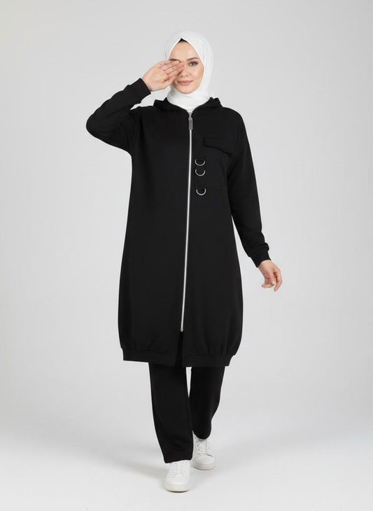 Le survêtement chic des femmes voilées – confort, pudeur et élégance signée Noirine 🖤