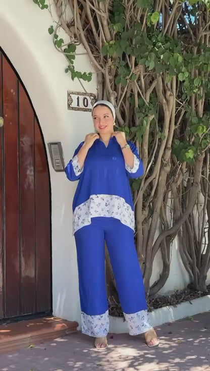ensemble brodé bleu